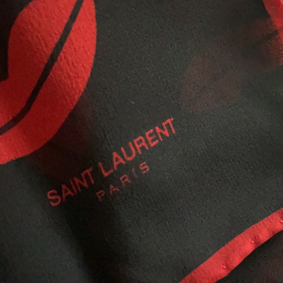 YSL Saint Laurent Paris scarf silk printed signature design sheer red lips - Picture 7 of 7